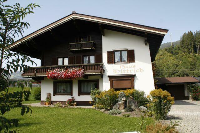 Appartement Haus Dittrich à Kirchberg en Tyrol Extérieur photo